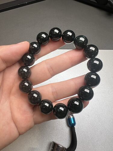 缅甸翡翠墨翠木那雪花棉手串，稀有品。直径14.5mm，16粒