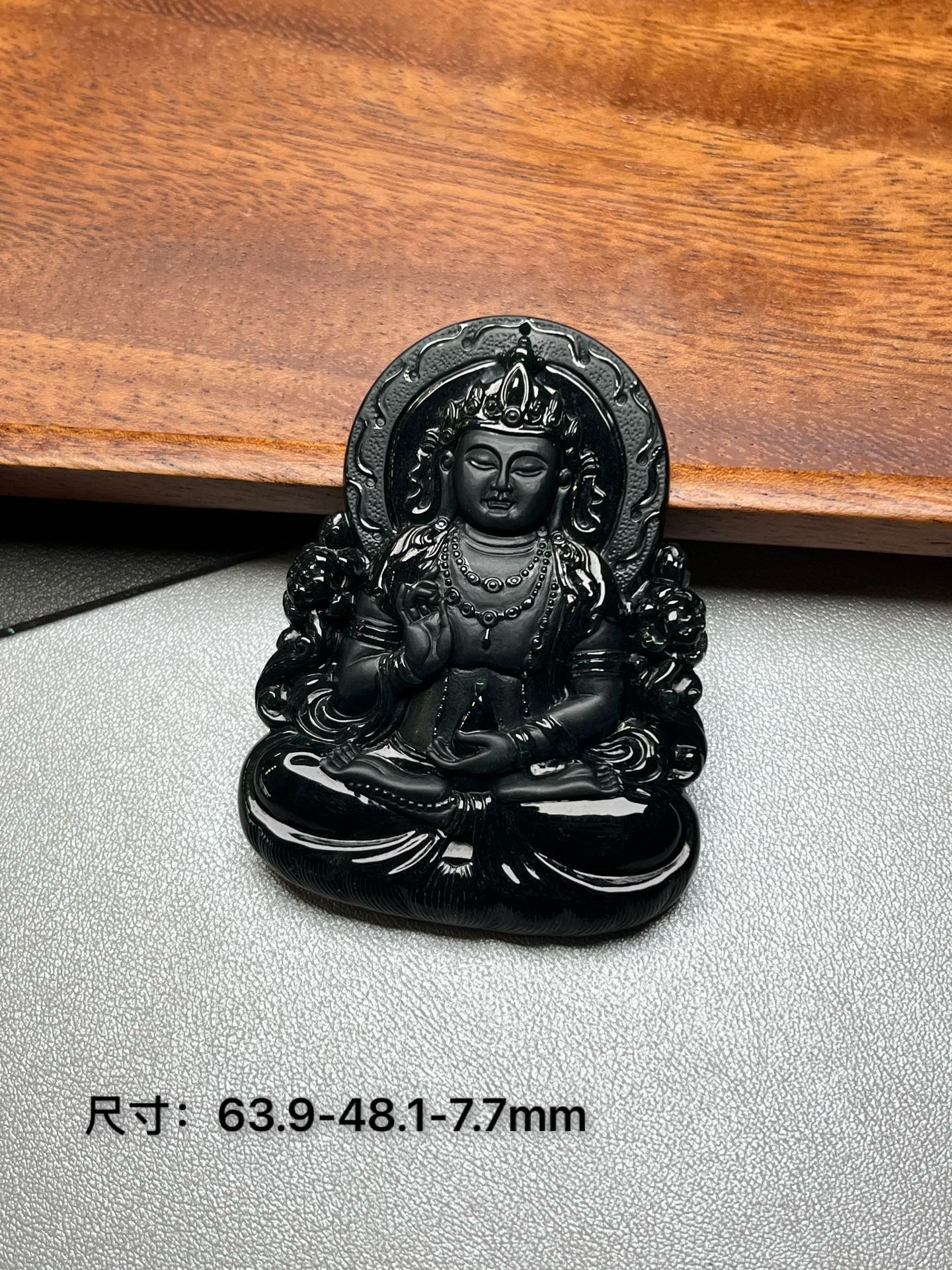 缅甸墨翠净瓶观音/度母 黑度好 打灯通透 油性十足 ​