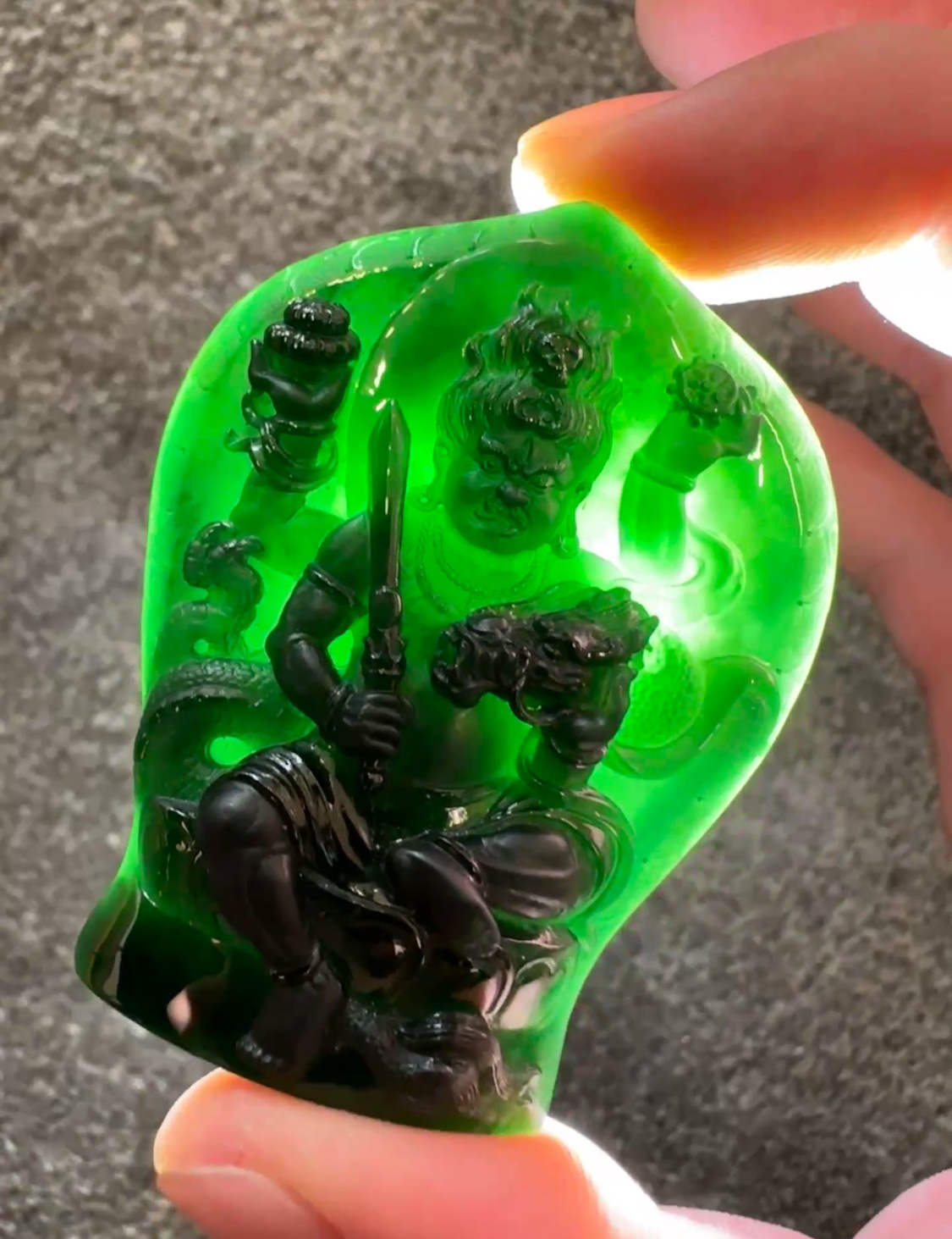 天然翡翠墨翠吊坠 不动明王牌子 不动尊 黑度好 冰种