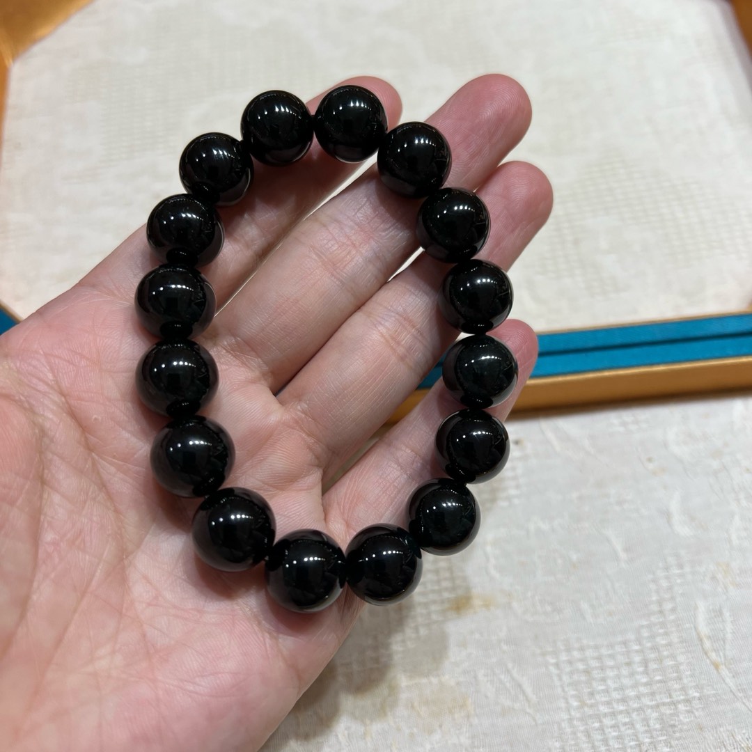 翡翠墨翠手串，12.8m，16颗，价3.2万