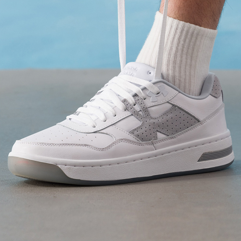 安德玛男鞋防滑耐磨运动低帮板鞋