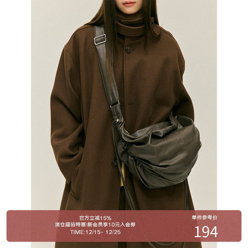 LR MADE 24AW 抽绳抽褶形态 多背法 PU皮通勤托特斜挎单肩饺子包