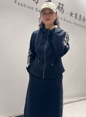 女权贵族秋季新款大码连帽外套女