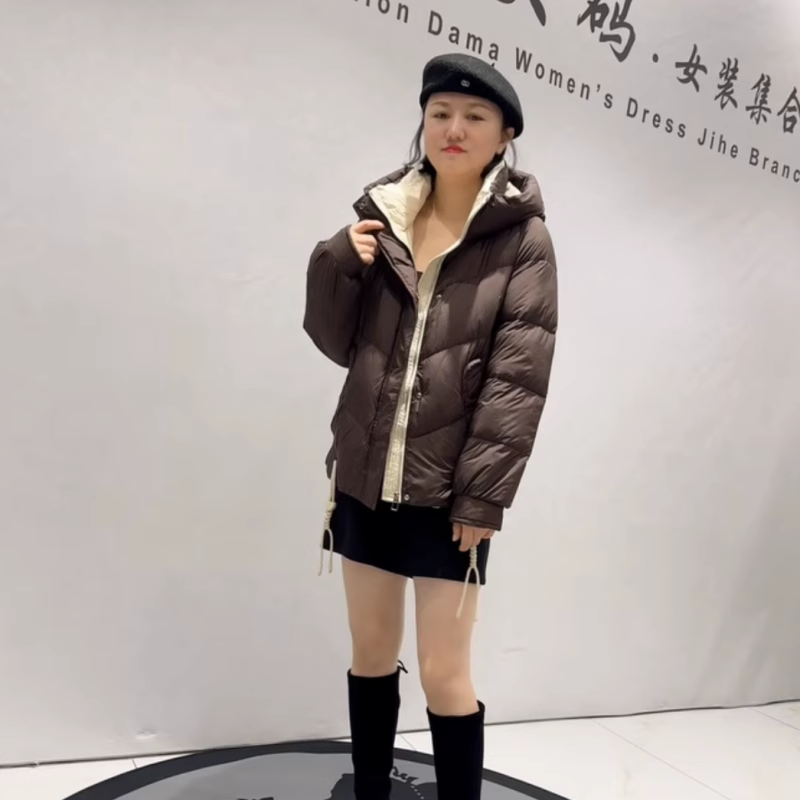 芮娜依莲冬季新款大码羽绒服外套