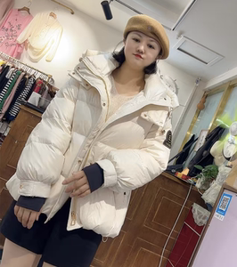 芮娜依莲冬款9741羽绒服200斤胖妹妹宽松显瘦休闲减龄加厚外套女