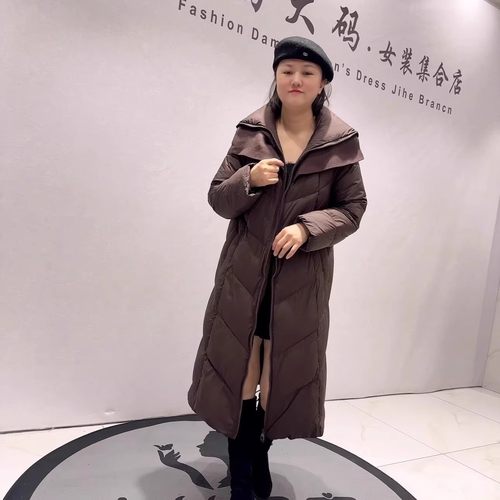 芮娜依莲冬季新款大码长款羽绒服