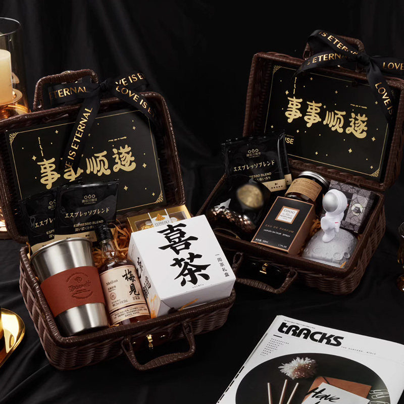 伴郎伴手礼男生藤编商务新结婚实用礼盒高级感送男士朋友宾客礼物