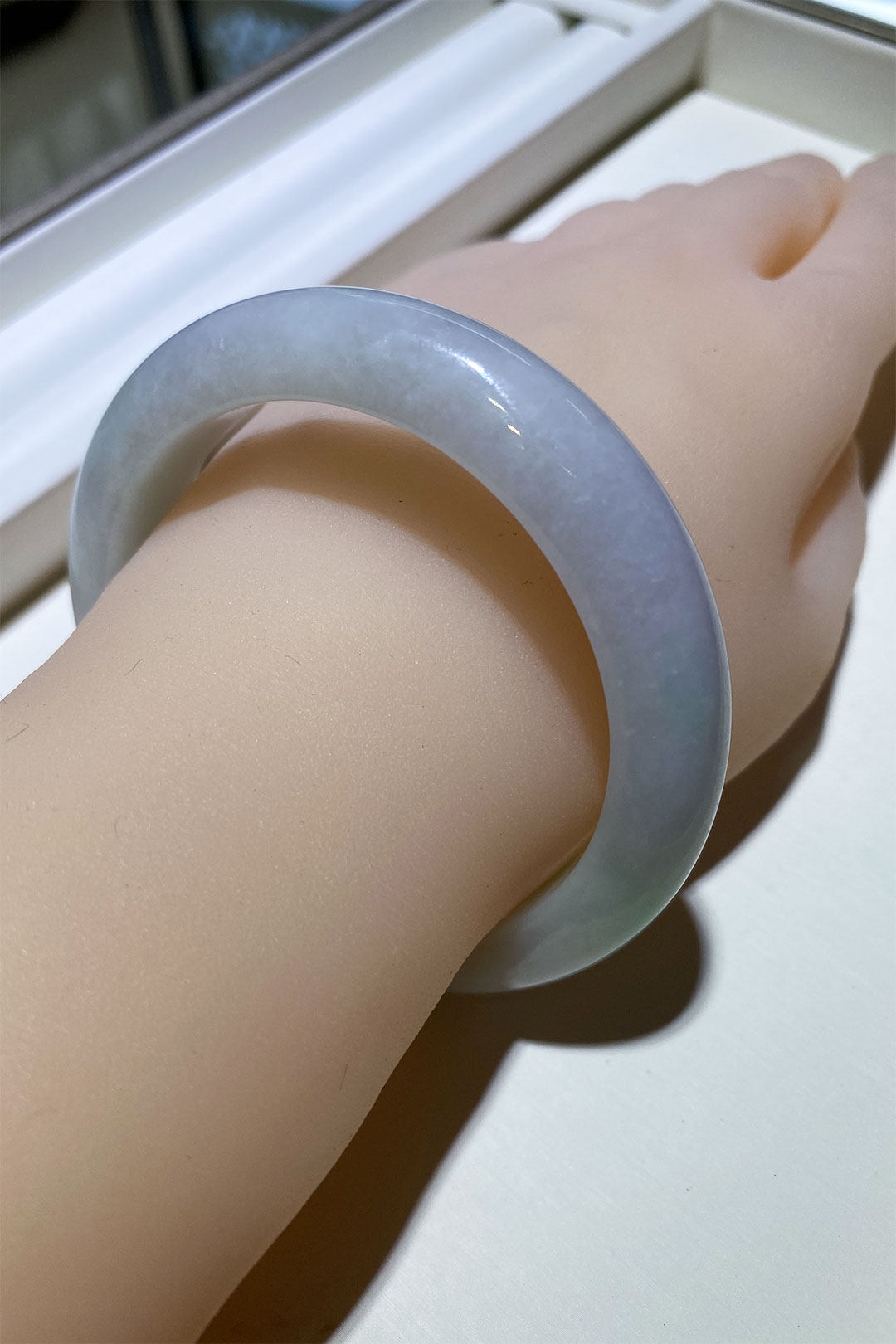 带证书缅甸冰透飘花老坑春彩A货翡翠手镯女55/56圈口