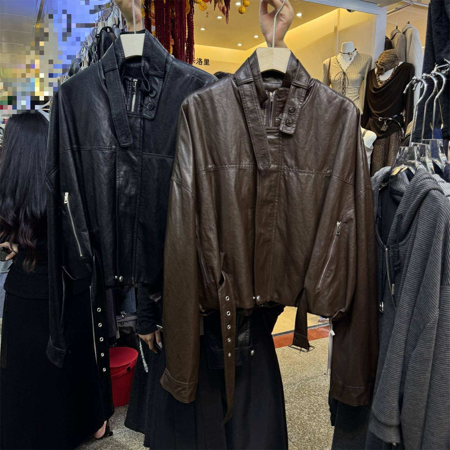 休闲立领拉链皮衣外套女