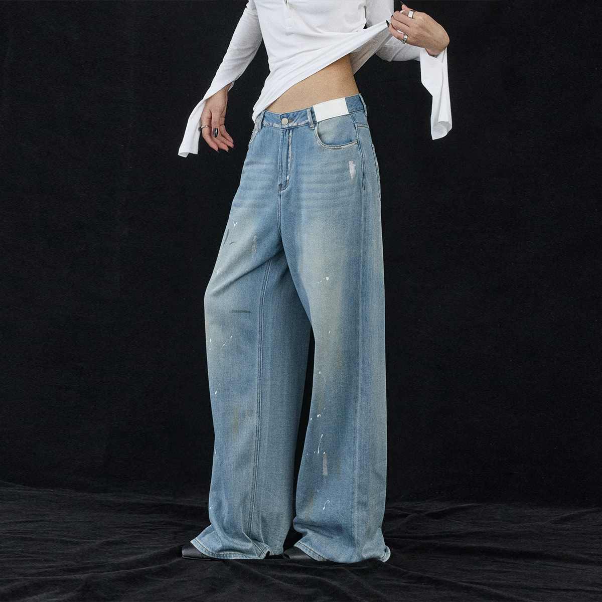 ourhour浅蓝水洗烫银做旧牛仔裤