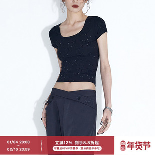ourhour 满天星烫钻 黑色U领正肩短袖T恤 女夏季设计感短款上衣