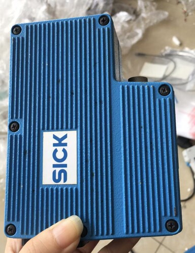 询价DME3000-211P，sick传感器二手包好