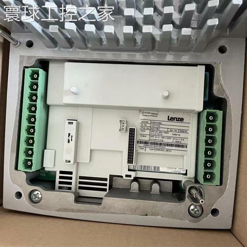 非实价供应Lenze伦茨 ECSEA048C4B 控制器 质保一年实物拍摄咨询