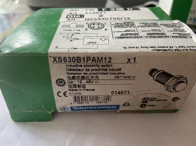 询价询价议价施耐德接近开关XS630B1PAM12现货老库存老包装议价