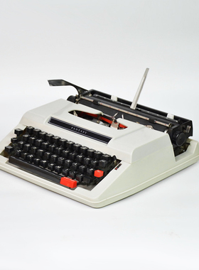 FANTASY打字机米白色英文机械1980S正常使用复古文艺礼物中古旧物