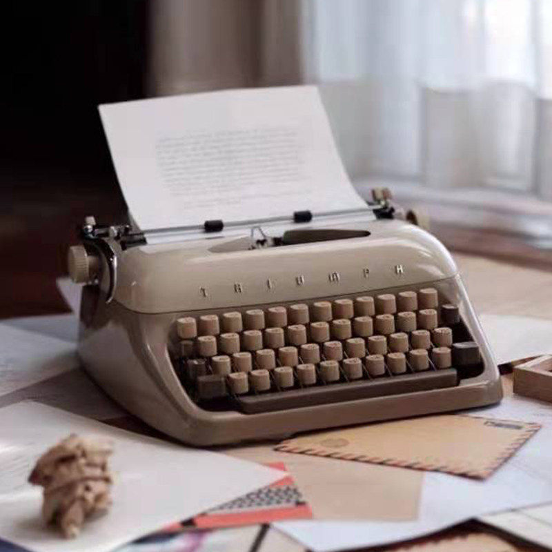 德国Triumph机械打字机1960S中古旧物正常使用圆润又可爱复古礼物