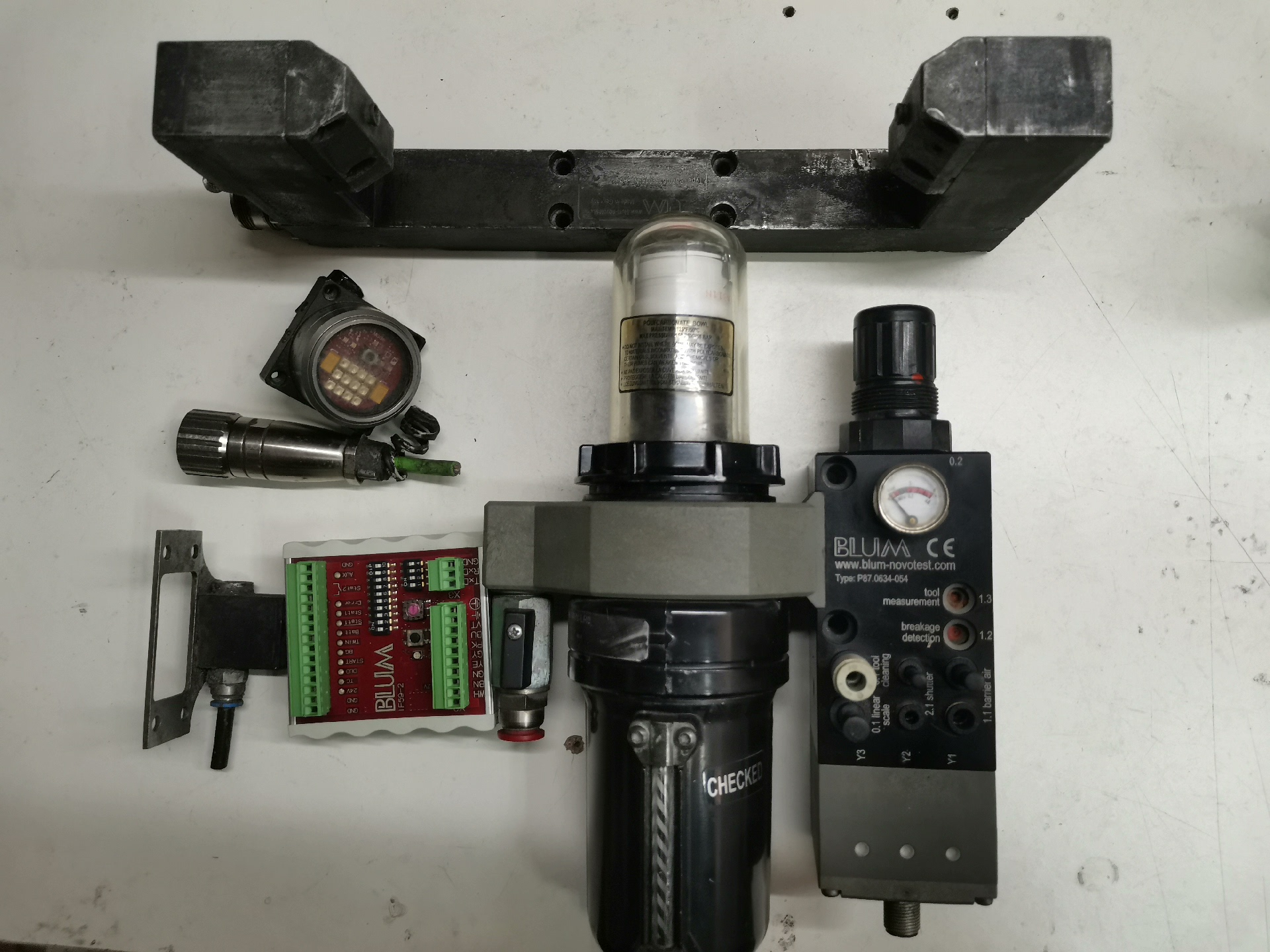 BLUM波龙接线盒IF59-2，接收器IC56，控制阀87.