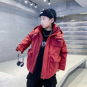 男童红色工装羽绒服冬季2024新款儿童冲锋衣中大童冬装三防外套潮
