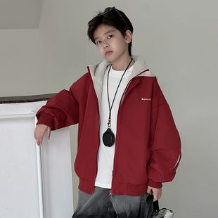 男童红色连帽外套春秋款2026新款中大童男孩春季夹克儿童上衣潮牌