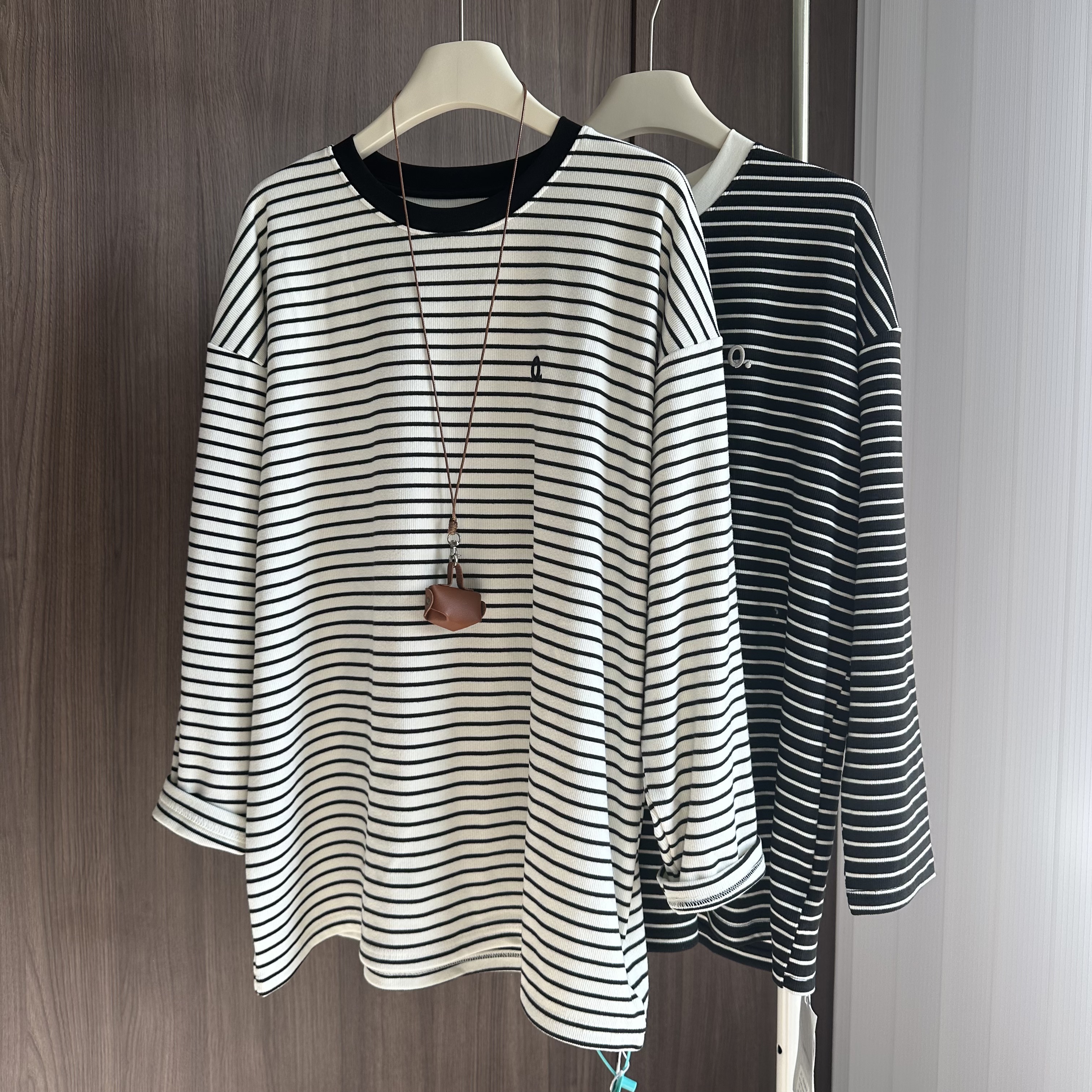 打底衫2025新款今年流行爆款