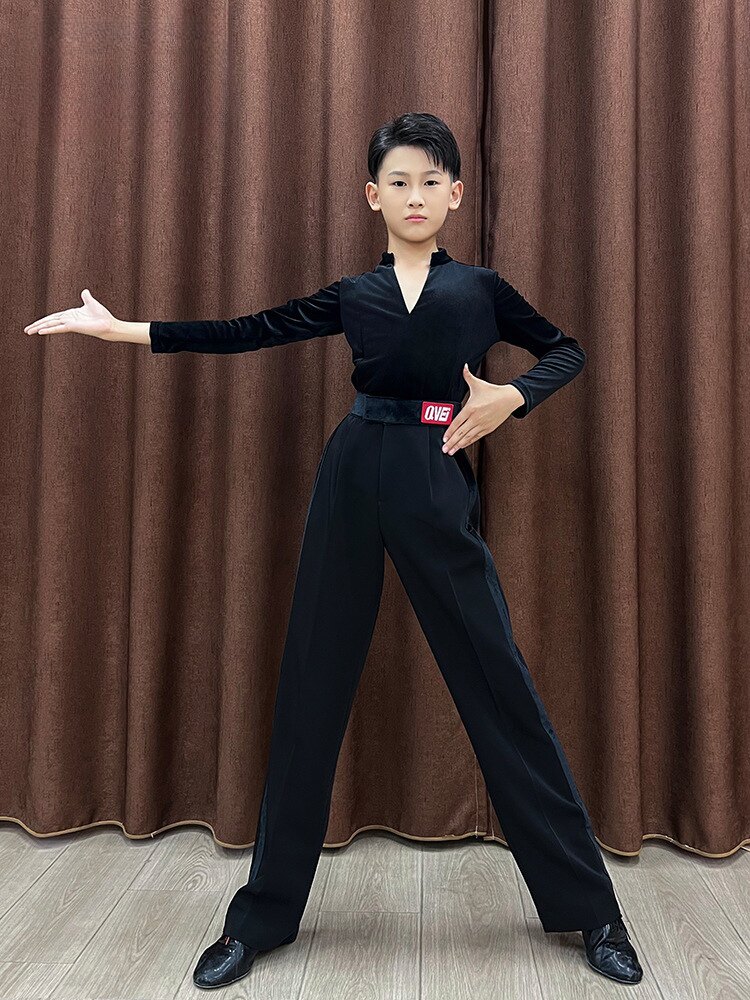 qvei新款秋冬男童拉丁舞练功服男孩表演服日常训练服丝绒长袖套装