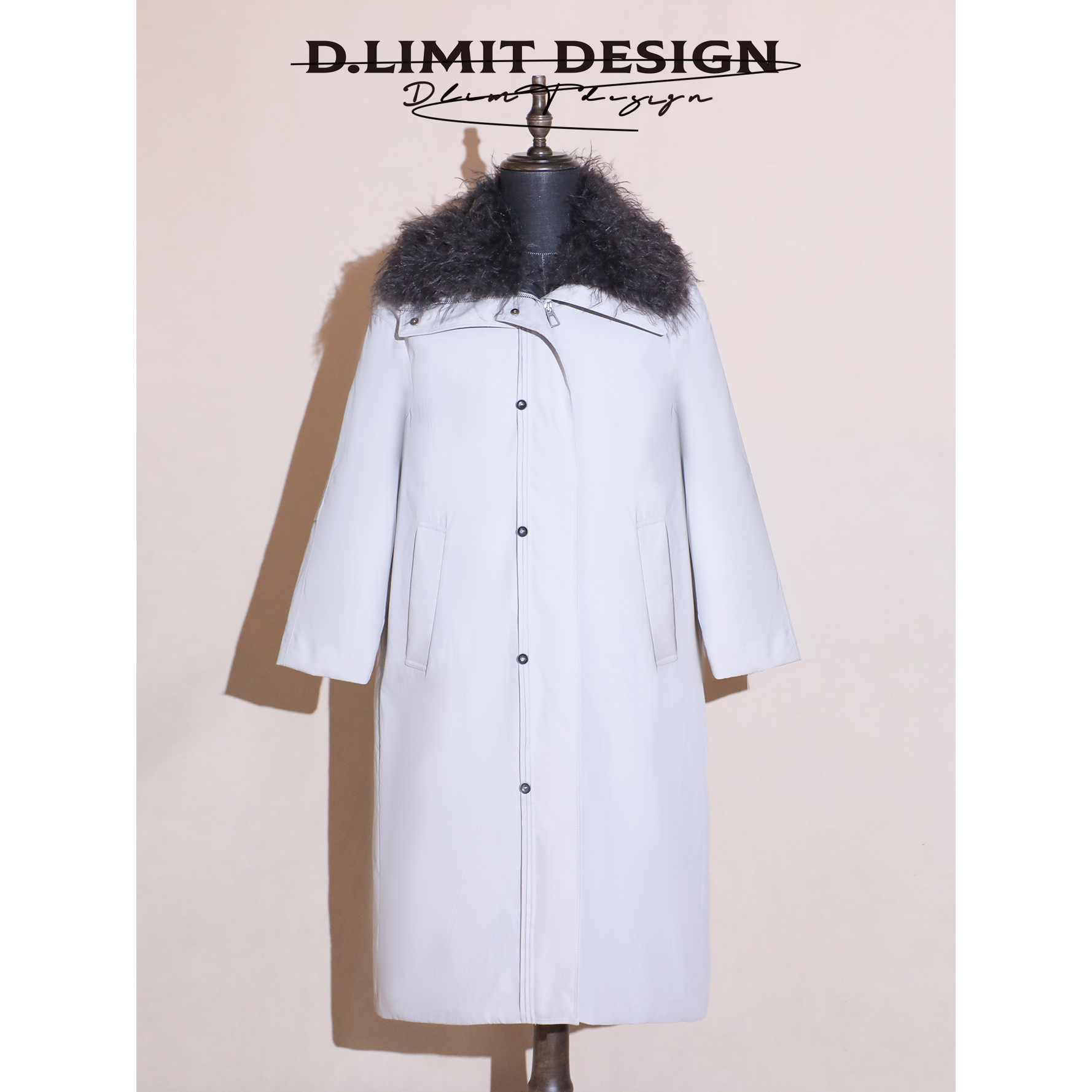 简约廓形可大翻领可立领毛绒长款派克羽绒服DLDTU5707