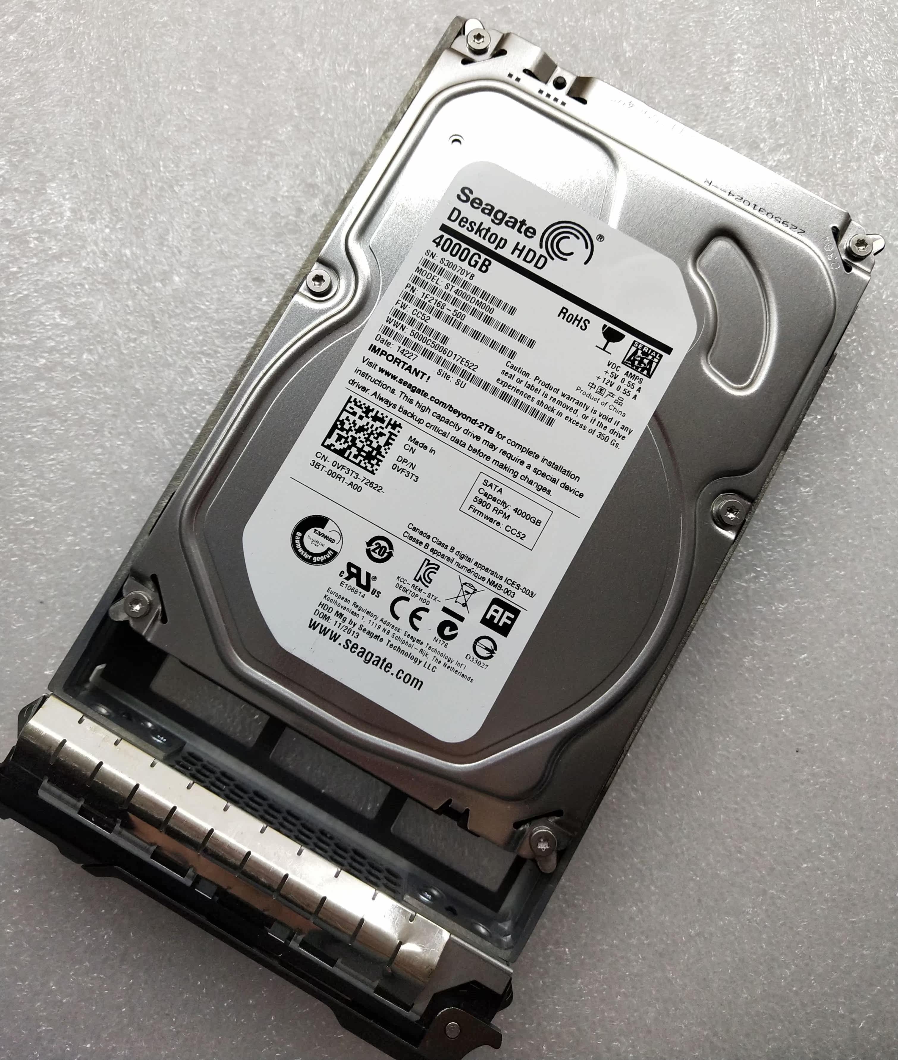 seagate/希捷 st4000dm000 4t台式机硬盘5900转64m串口监控 vf3t3