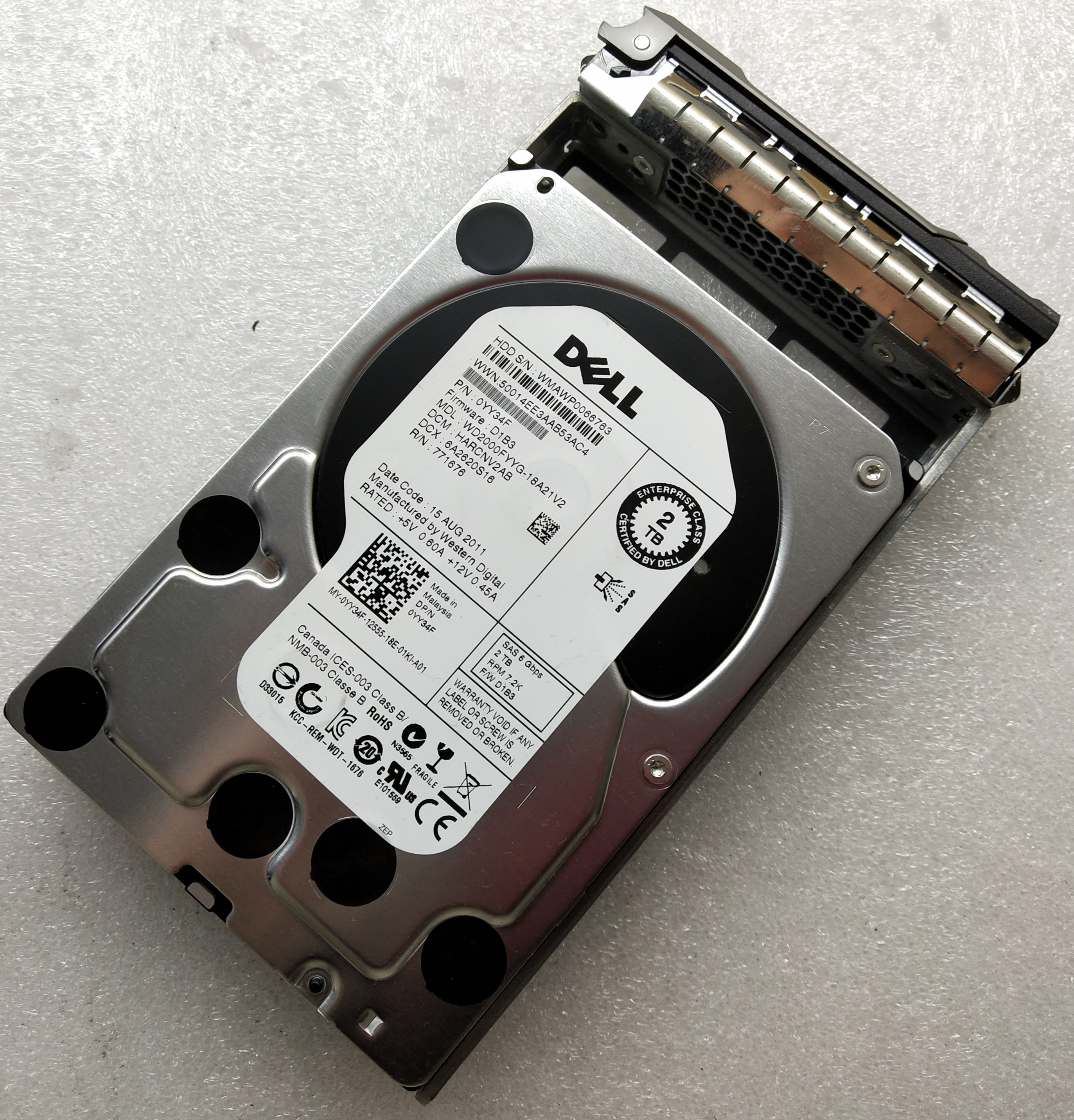 Dell/戴尔 YY34F 2T SAS 7.2K 3.5寸 WD2000FYYG 服务器硬盘