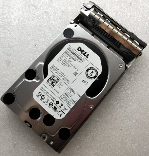 Dell/戴尔 YY34F 2T SAS 7.2K 3.5寸 WD2000FYYG 服务器硬盘