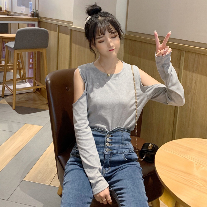 Real shot design feeling hollow out shoulder leakage solid color loose mesh red long sleeve T-shirt with female milk silk