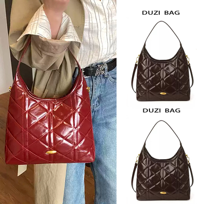 渡自大容量菱格单肩hobo腋下包