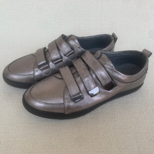 慎拍鞋 魔术贴春秋透气板鞋 面掉漆严重38 公牛真皮男鞋 42码 瑕疵鞋