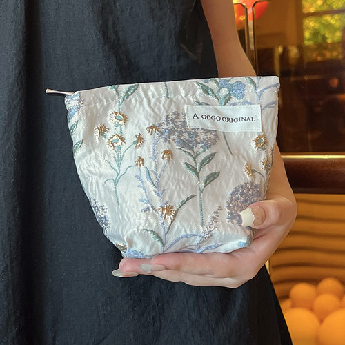 小红书化妆包小号收纳袋气垫口红笔袋帆布拉链包化妆品随身洗漱包