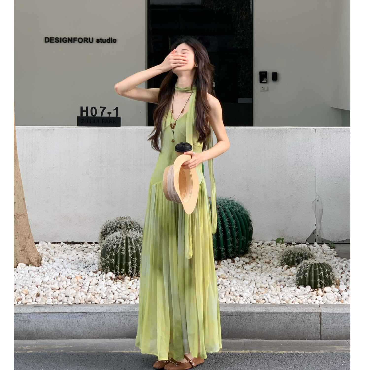 夏季时尚新薄款防晒开衫外套海边度假风吊带裙套装女外搭披肩罩衫