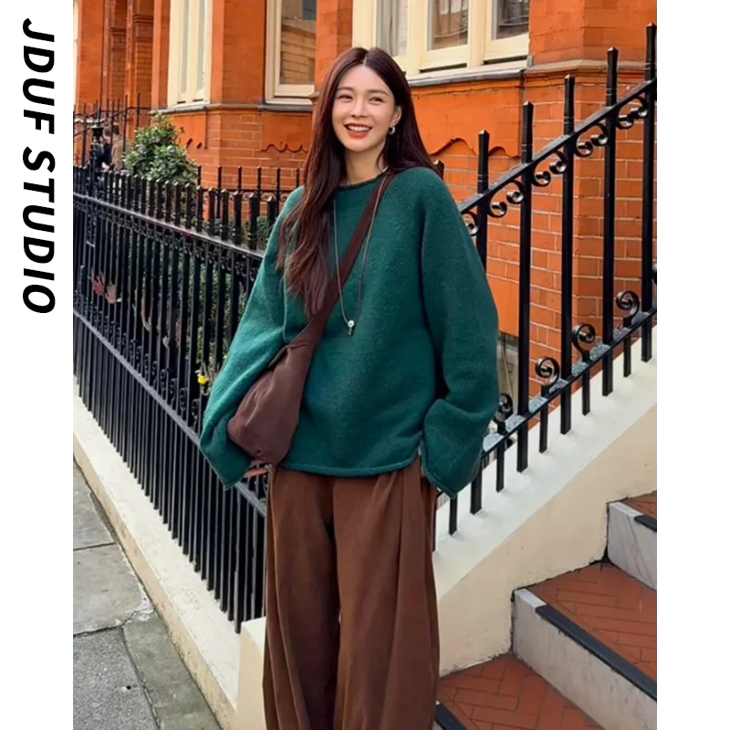 沈梦辰同款绿色圆领大廓