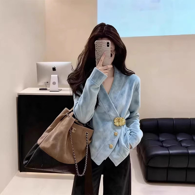 现货 巨好看的初冬富家千金韩系百搭气质蓝色麂皮绒收腰厚外套女,女装/女士精品,短外套,淘宝优惠券,粉丝福利购,淘宝优惠卷