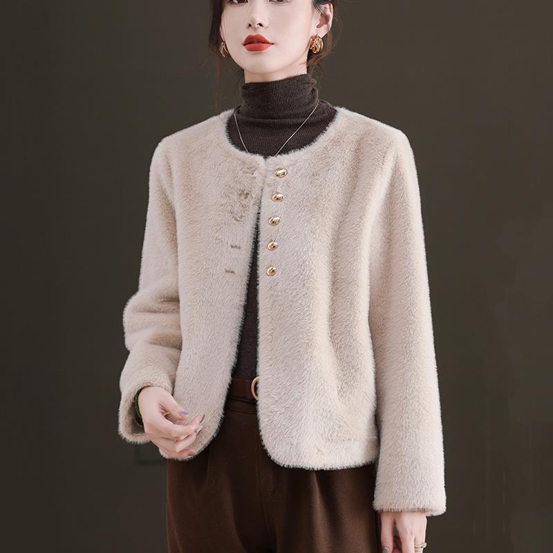 水貂绒皮毛一体外套女冬季2024新款高级感小个子香风爆款环保皮草