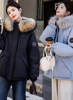 超大码羽绒服女胖mm200斤派克服工装小个子宽松冲锋衣冬季外套300