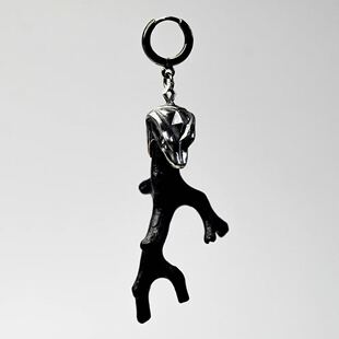 现货波兰暗黑品牌Macabre Gadgets 蛇与珊瑚单边耳钉黑色个性潮流