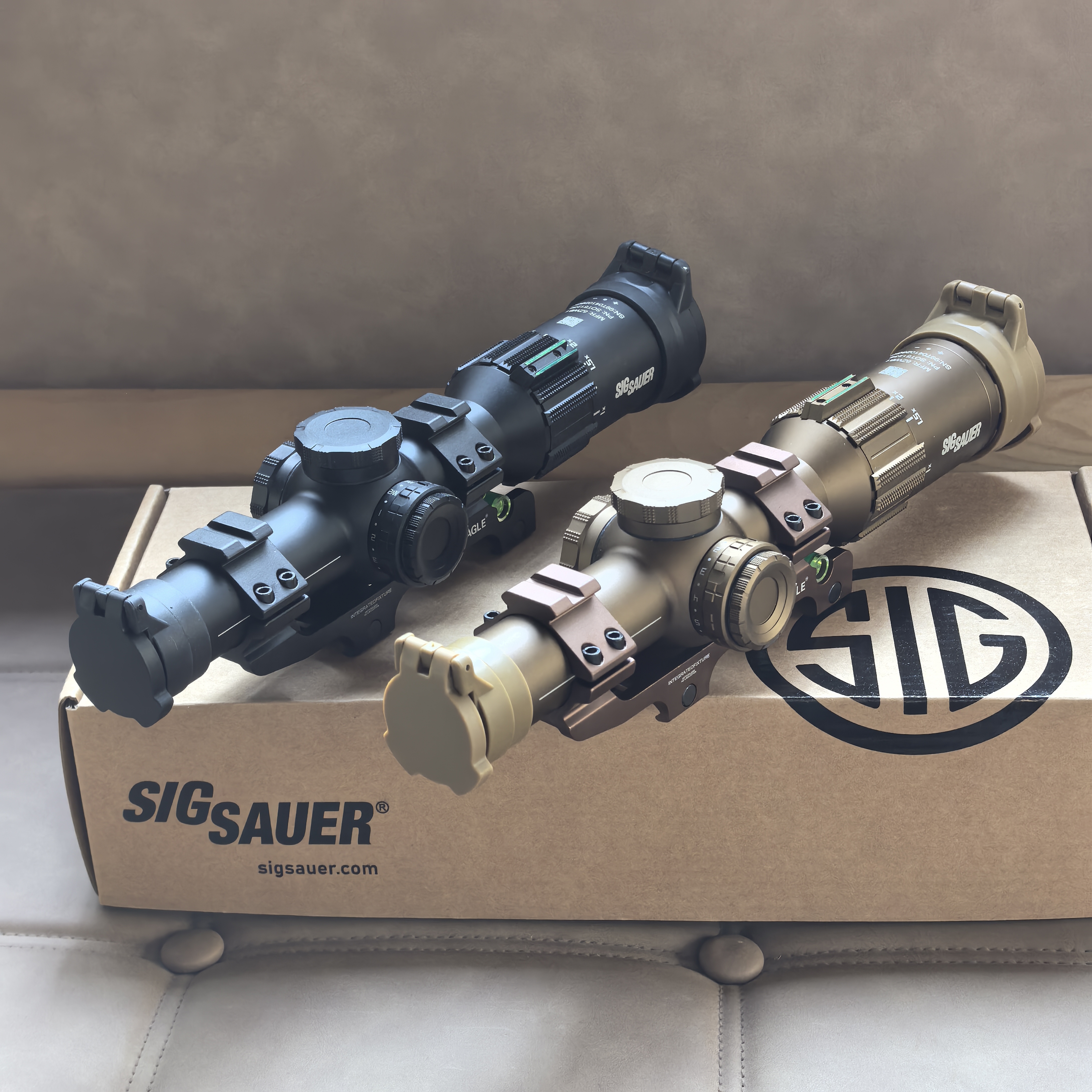 SIGSauer探戈1-6倍高清薄壁广角夜视速瞄i准器十字望远镜模型弹弓