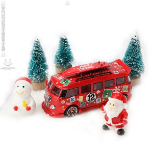 Liberty64 VW宽体低趴T1圣诞涂装 带展示盒雪地场景套装 1/64车模