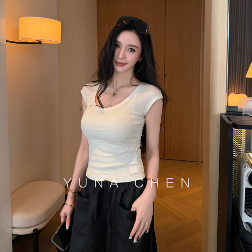 菠萝宝宝yuan【清潭洞欧尼】短袖女夏季新款设计感桃心领t恤女