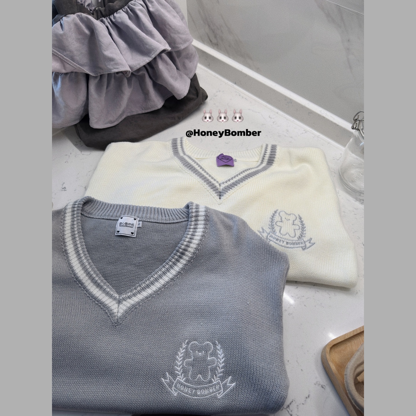 米色小熊V领套头针织毛衣女秋冬内搭外穿秋冬小个子JK刺绣外套