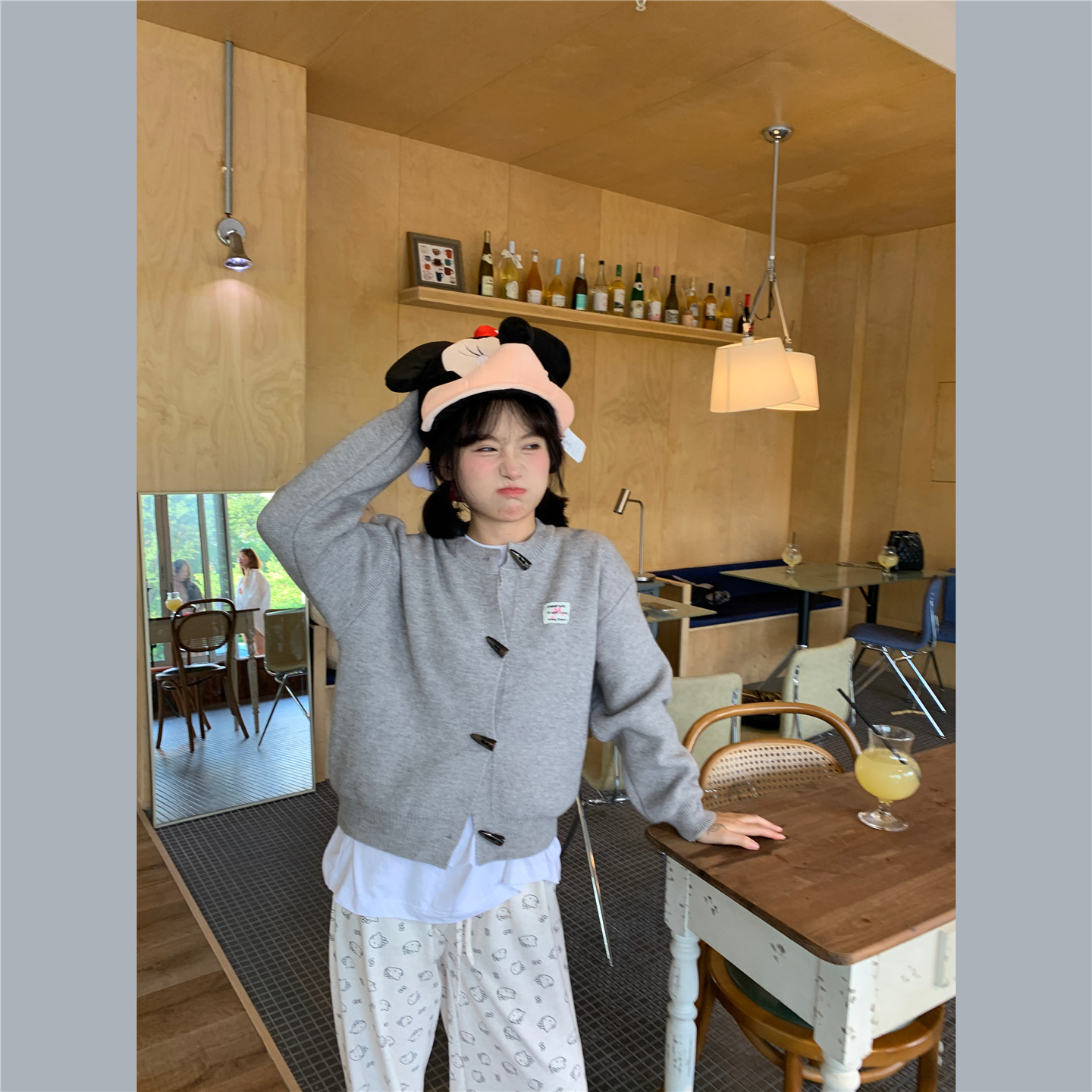 休闲蝴蝶结牛角扣毛衣外套上衣