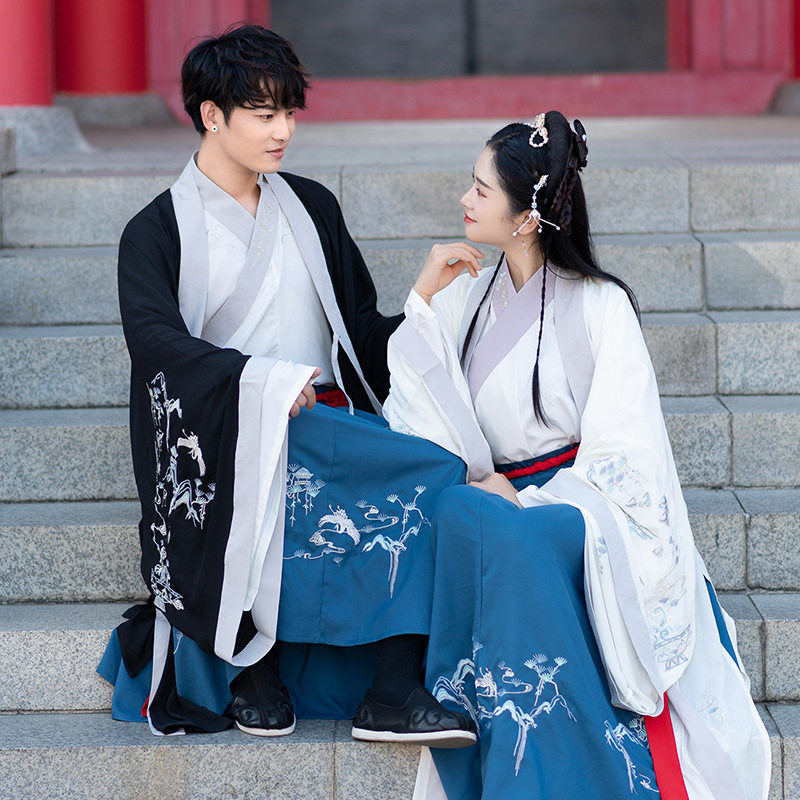 情侣汉服出租书生朗诵成人礼毕业季班级拍照春游写真古装表演服