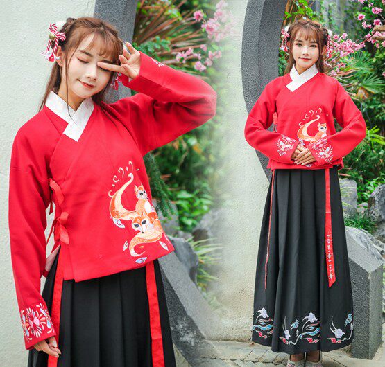 中式伴娘服汉服节演出走秀