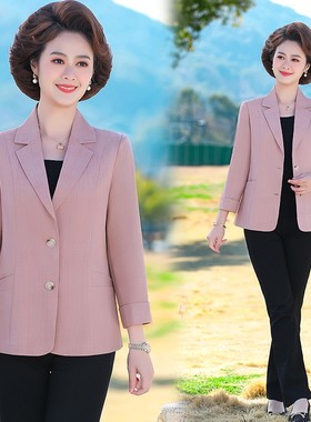 新款中年妈妈春秋外套短款小西装洋气减龄中老年女装时尚减龄西服