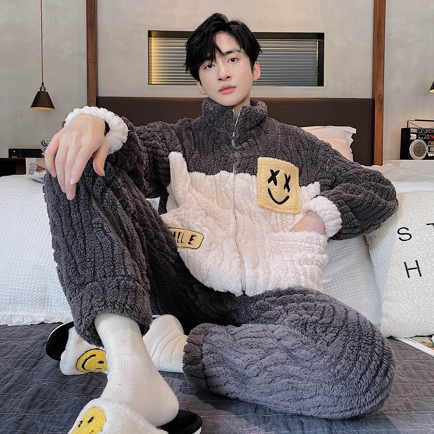 男士珊瑚绒睡衣套装秋冬加绒加厚拉链保暖家居服可外穿立领法兰绒