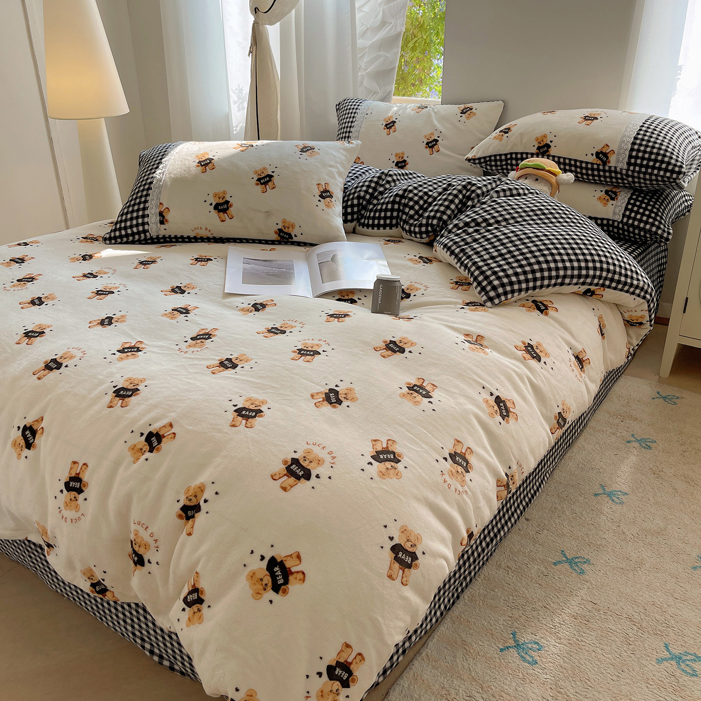 冬季加厚牛奶绒四件套加绒保暖珊瑚绒被套法兰绒床单被罩韩风小熊