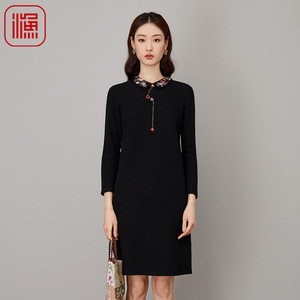 渔牌女装秋装女2023年新款针织翻领纯羊毛针织连衣裙礼服FGFD0027